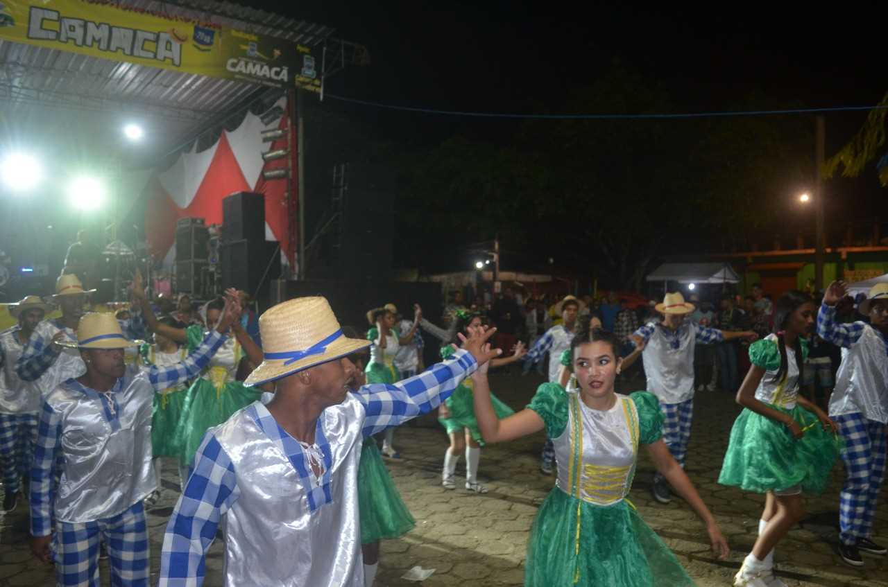 Camacã: Último dia de festa em Jacareci fecha com chave de ouro